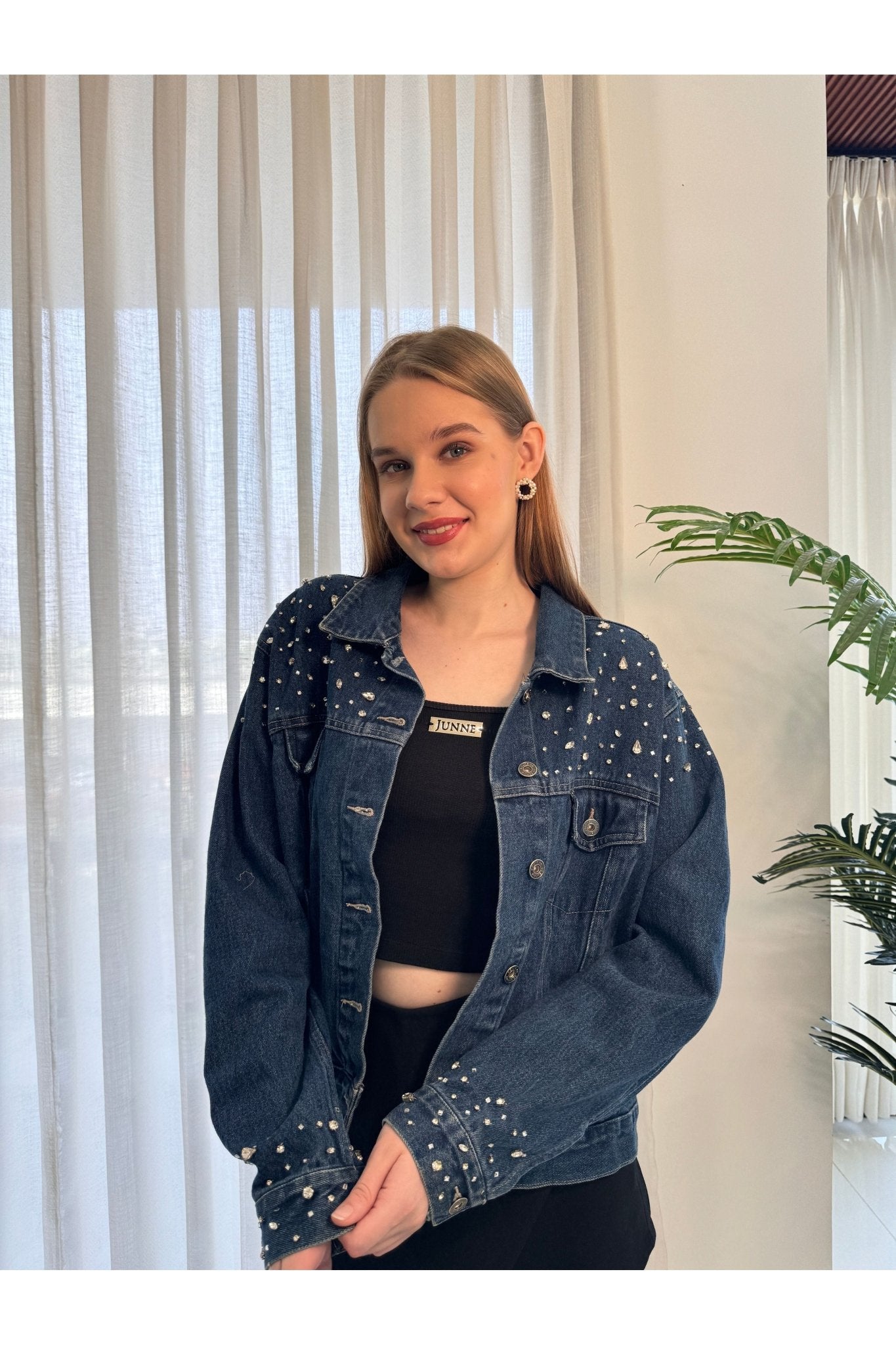 SCARLET DENIM JACKET